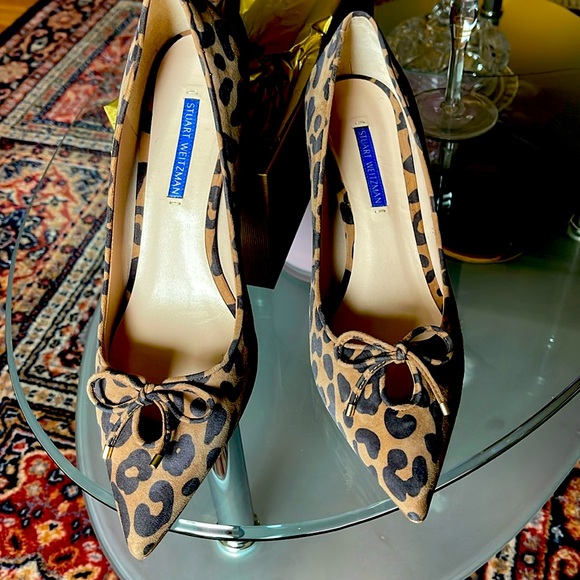 Stuart Weitzman Shoes - Start Whitman size 9 leopard print accident excellent shoes, great condition.